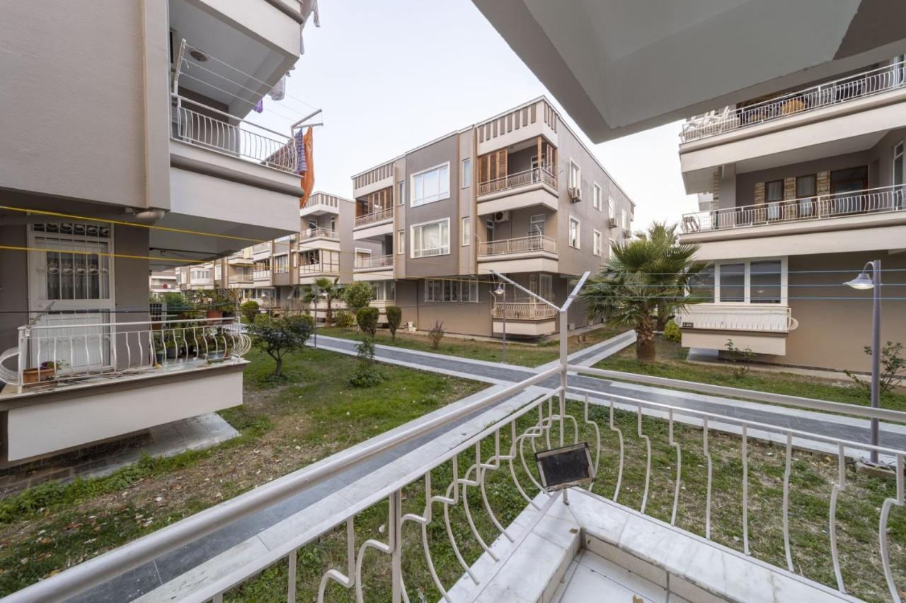 Vibrant Flat With Lovely Balcony In Muratpasa Antalya Exteriör bild