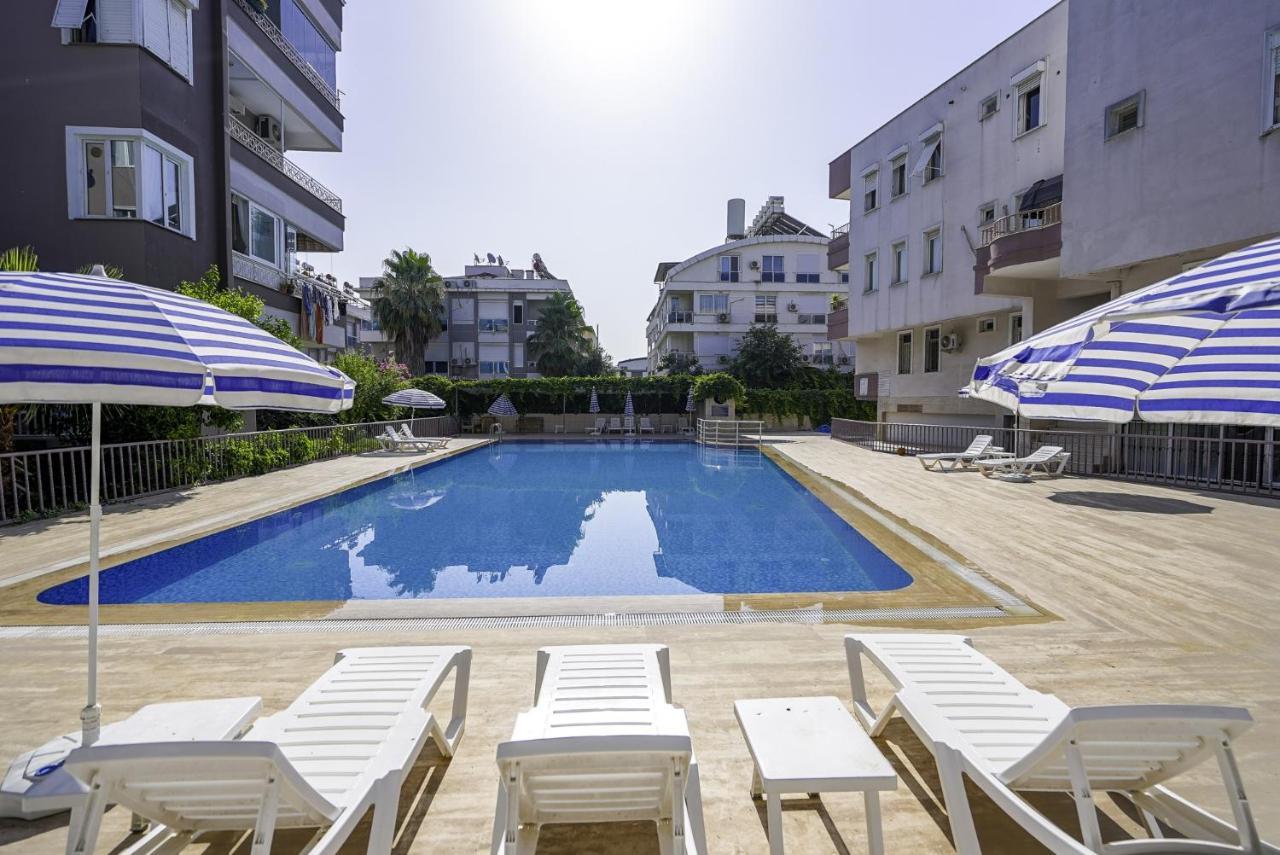 Vibrant Flat With Lovely Balcony In Muratpasa Antalya Exteriör bild